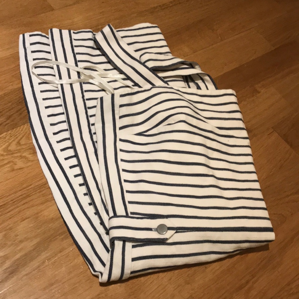 Banana republic dress. Shift striped navy white